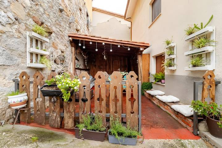 Entire apartment, Apartment 'Pico San Carlos Julia' in Cillorigo de Liébana, Cordillera Cantábrica
