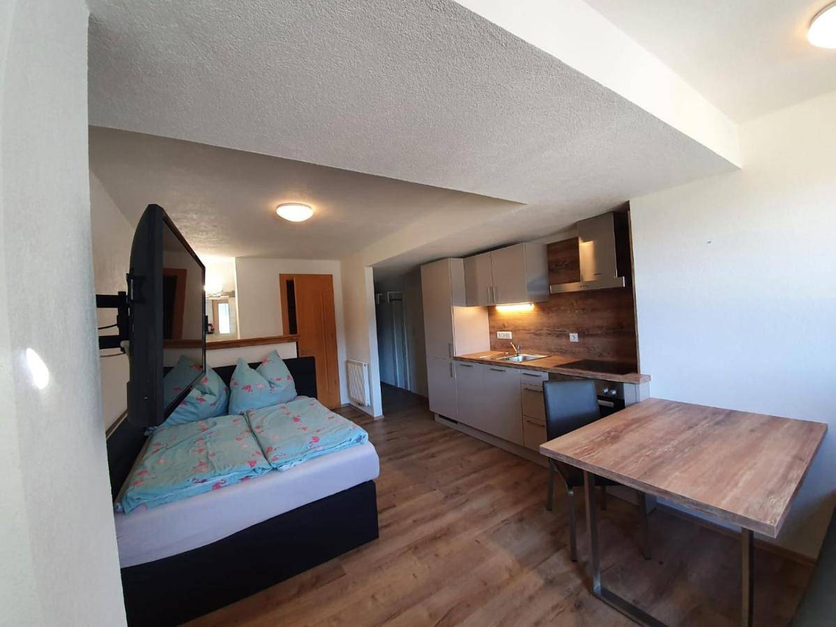 Ganze Wohnung, Gästehaus Flörl in Gerlosberg, Bezirk Schwaz