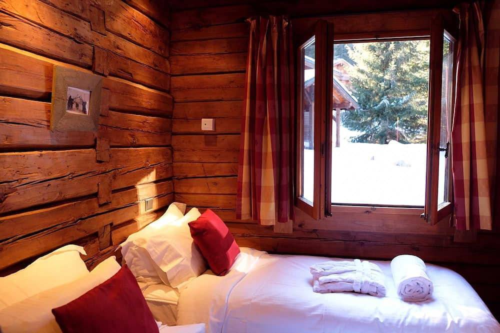 200m des Pistes | Chalet 8p + Jacuzzi Privé in La Tania, La Perrière