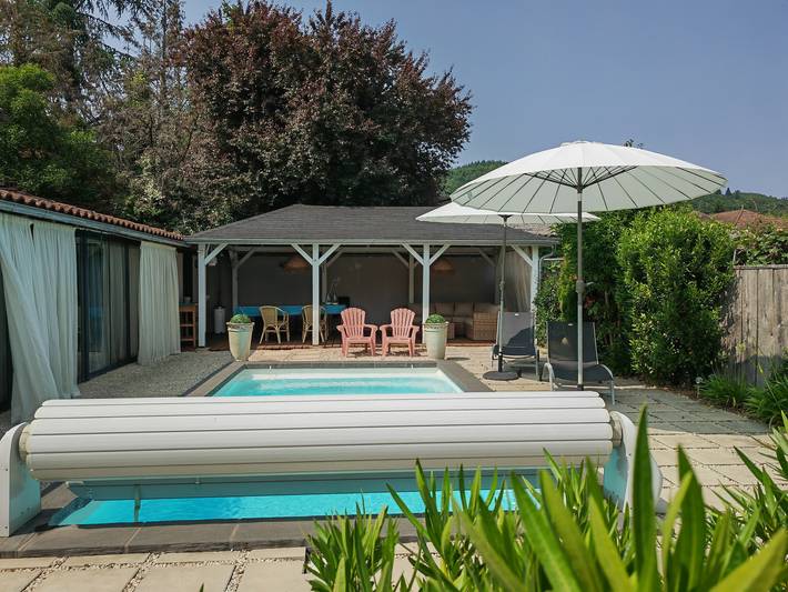 Gîte pour 5 personnes, avec Piscine dans Pescadoires