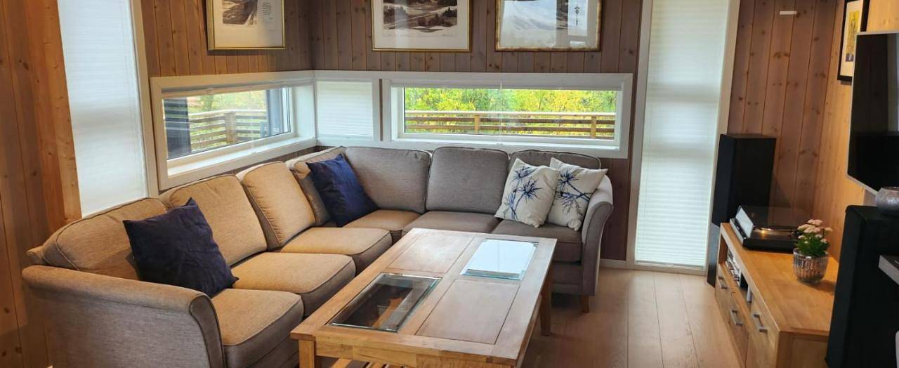 Two-Bedroom Villa in Karlsøy