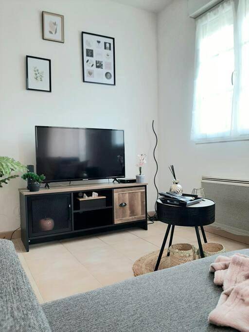 Appartement entier, Superior Studio in Tillé (Oise), Oise