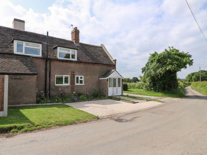 Tolldish Cottage in Stafford, Staffordshire