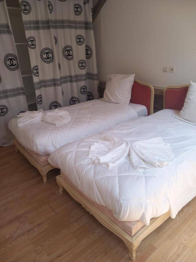 One-Bedroom House in Romilly-sur-Seine, Aube