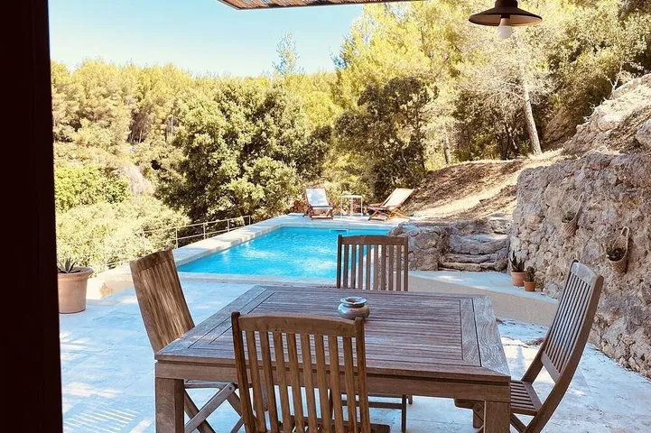 Provence house with pine forest view, large garden and private pool in Salon-de-Provence, Aix-en-Provence und Umgebung