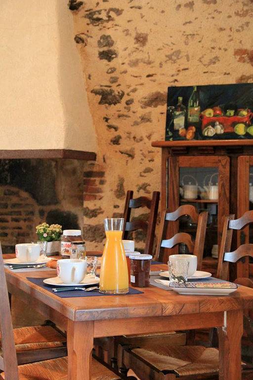 La Métairie du Bourg - Chambre bleue in Les Herbiers, Vallée de la Loire