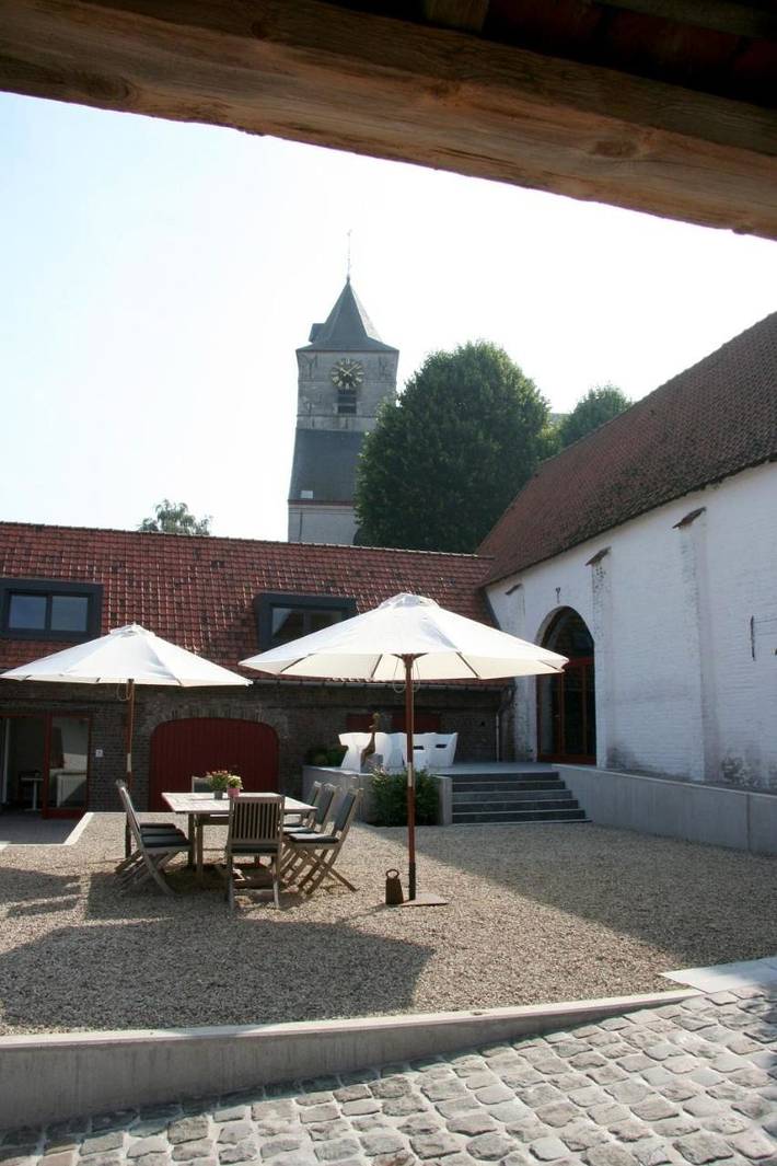 Chambre d’hôte pour 4 personnes, avec Terrasse et Jardin ainsi que Piscine et Vue à Kluisbergen