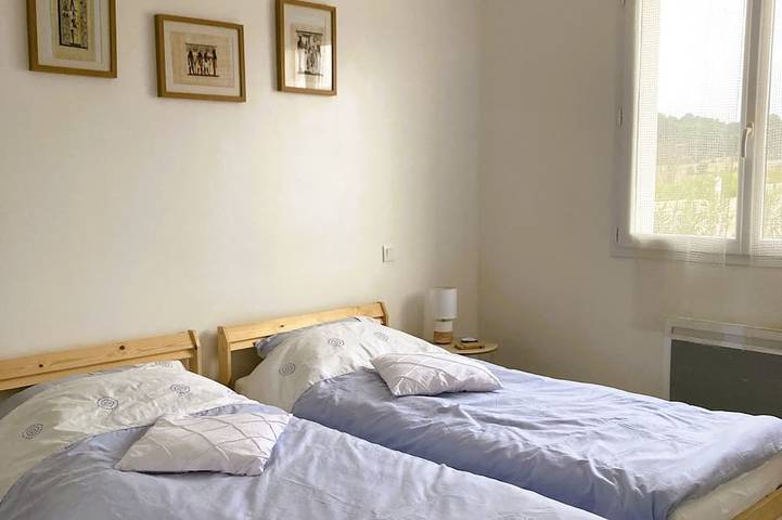 Location de vacances pour 6 personnes, avec terrasse et jardin à Escales - 3