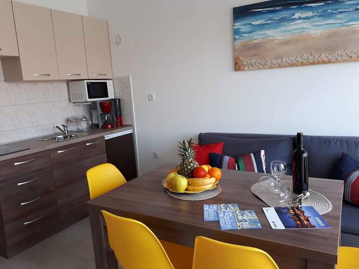 Ferienwohnung für 2 Personen, mit Garten in Vodice