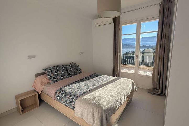 Location de vacances pour 6 personnes, avec jardin ainsi que terrasse et jacuzzi à Contes - 2