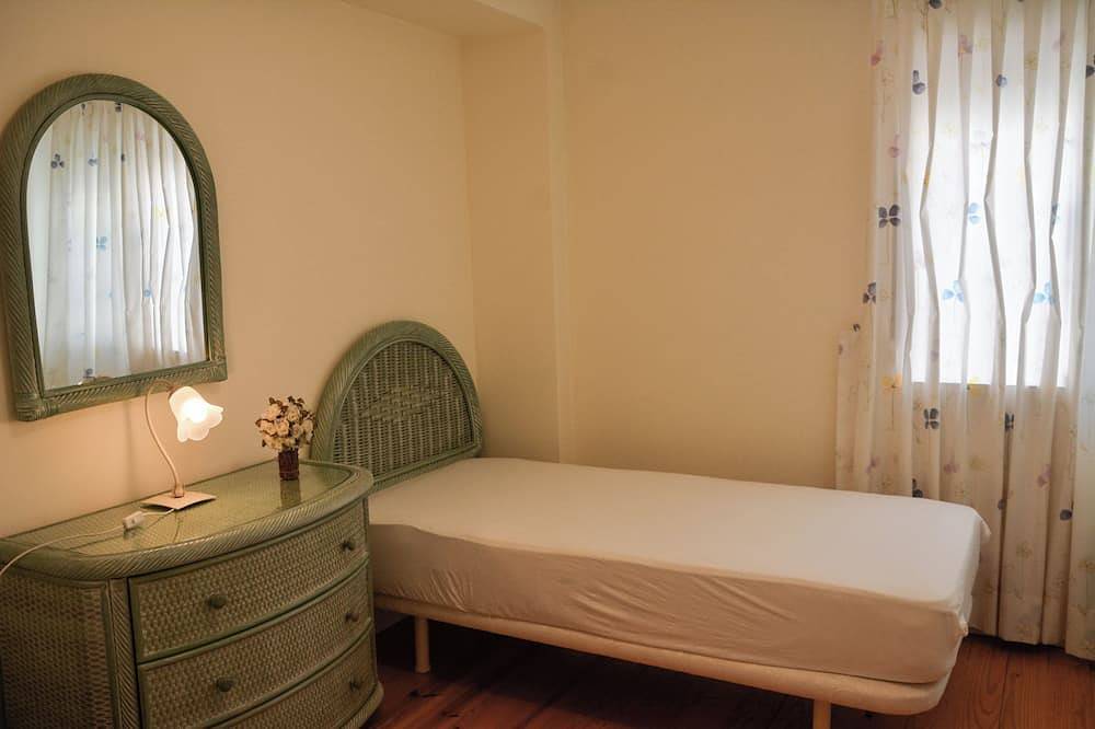Apartamento entero, R o m p e o l a s  - Solo Familias in Playa de Gandía, Costa de Valencia