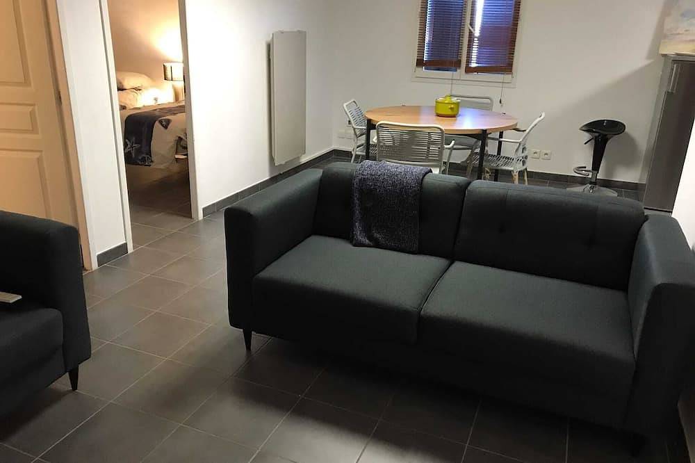 Apartamento entero, Appartement Indépendant Dans Villa, Accès et Parking Indépendants in Allauch, Marsella region