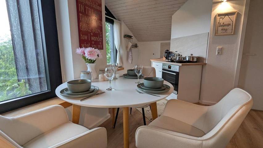 Ferienwohnung für 4 Personen, mit Terrasse und Garten sowie Ausblick in Waldstetten - 2
