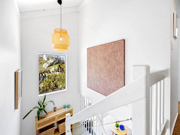 Apartamento entero, Refugio costero de 2 dormitorios con piscina junto a Sunshine Beach in Sunshine Beach, Noosa Shire