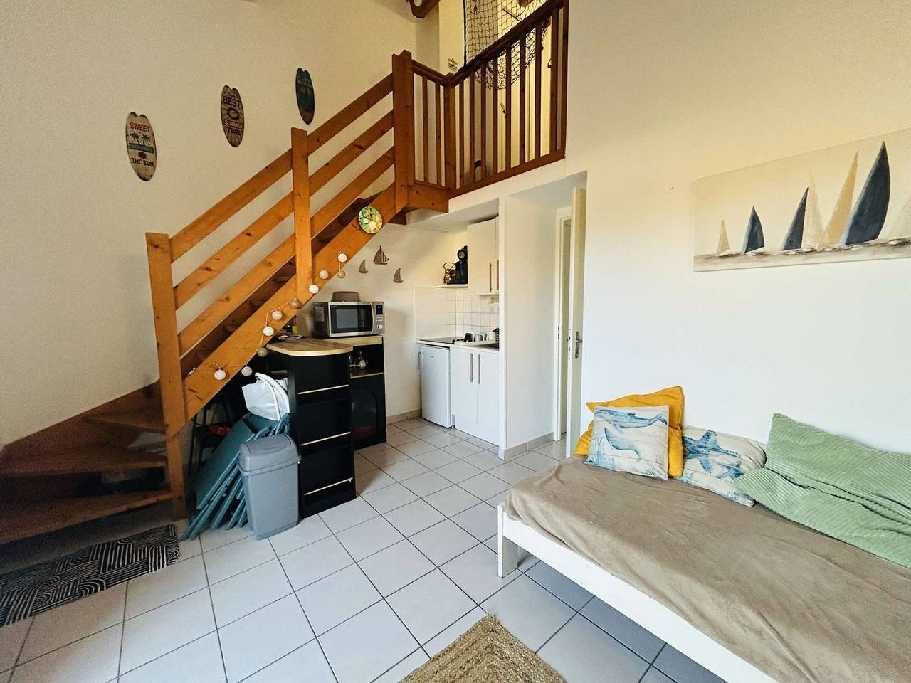 Pabellón de 3 habitaciones con terraza, cerca de la playa in Narbonne Plage, Narbona