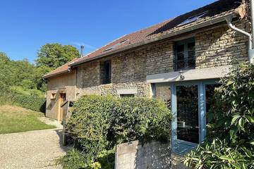 Gîte pour 6 personnes, avec jardin et terrasse à Fontenay-près-Vézelay