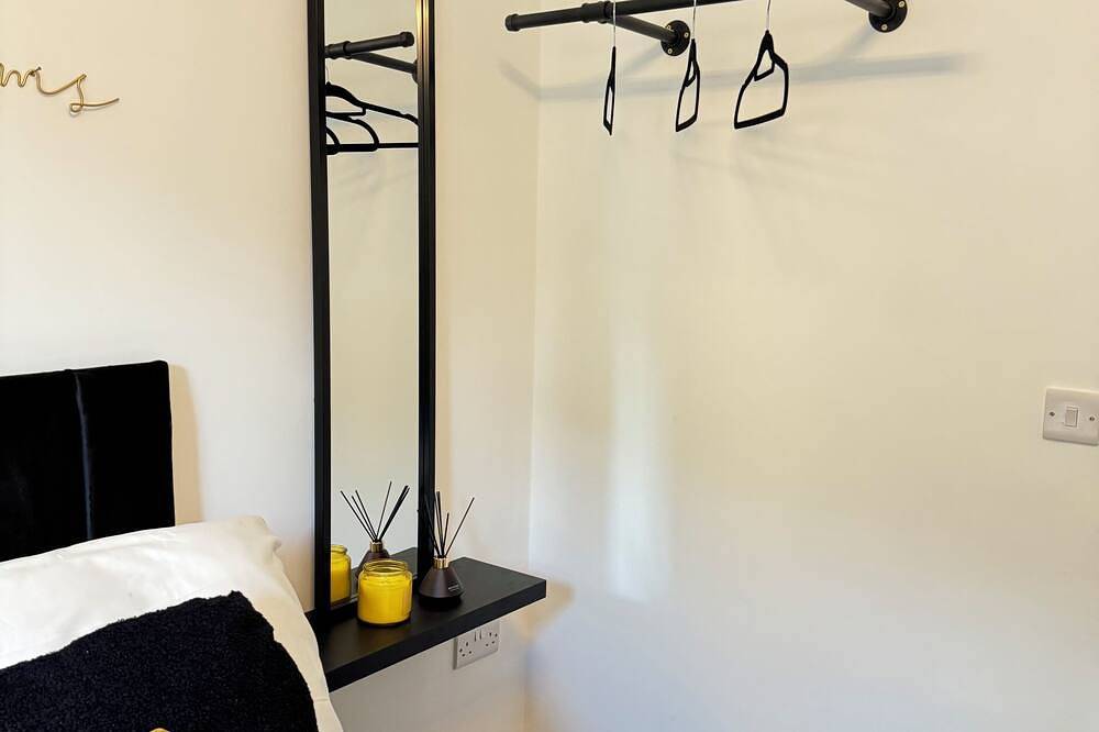 Entire apartment, Luxury Cozy 3 bed Apartment 5mins from City Centre - Free Parking! in Forest Fields, Nottingham