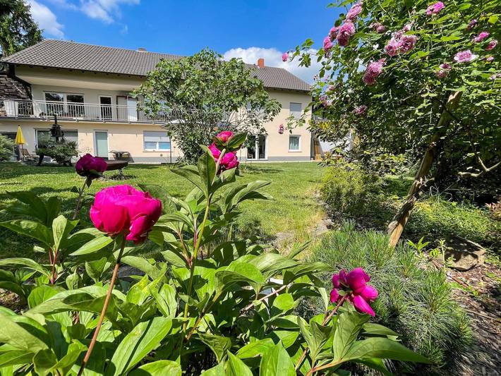 Ferienwohnung für 4 Personen, mit Garten und Terrasse, kinderfreundlich in Deutsche Weinstraße
