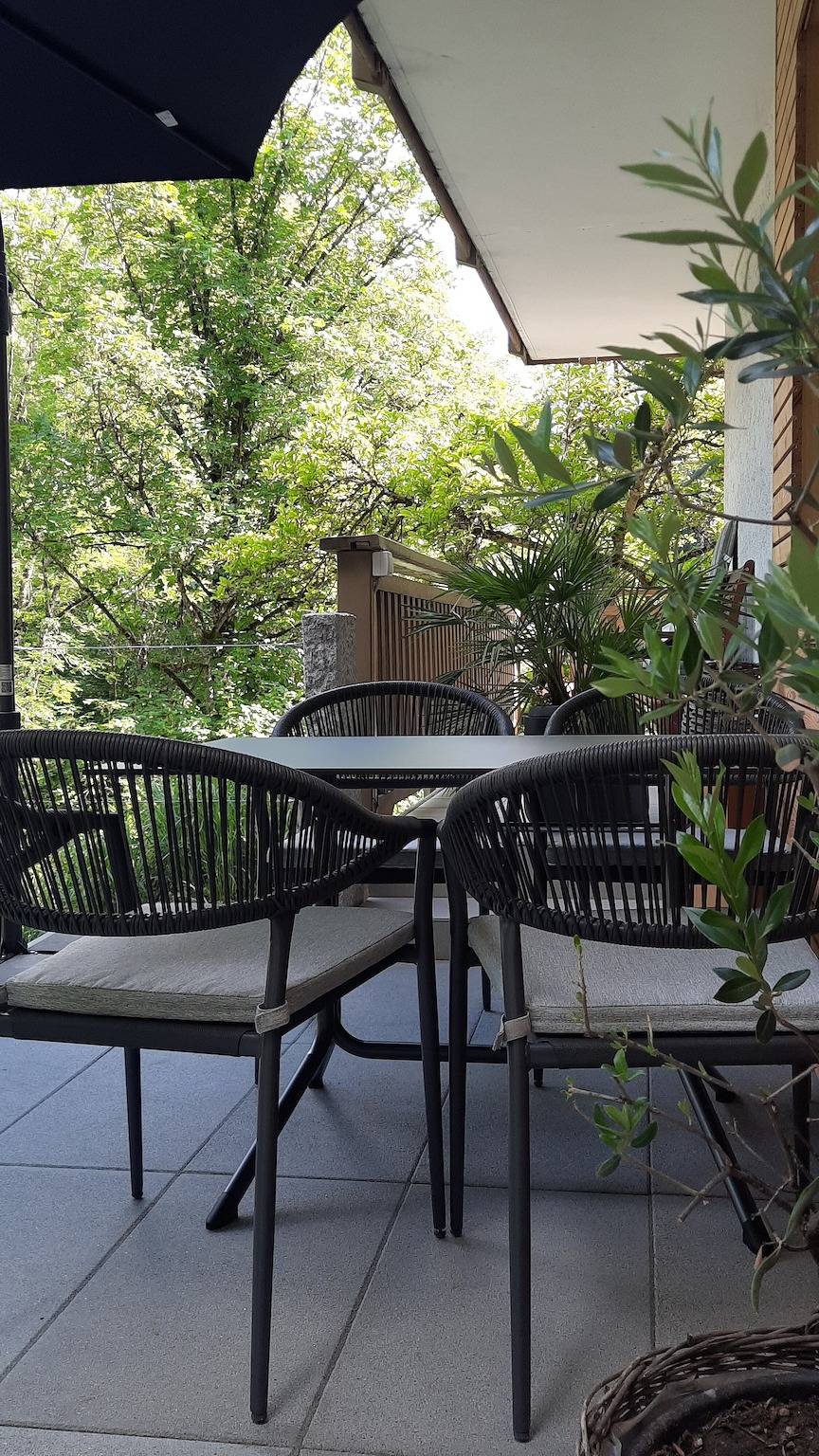 Ganze Wohnung, Apartment 'Ferienwohnung Am Schloss Elkofen' mit privater Terrasse und Wlan in Grafing, Oberbayern