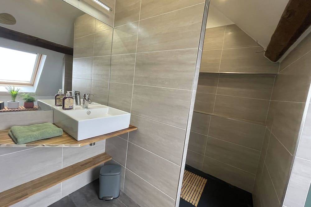 Appartement entier, Appartement 100 M2 hypercentre à 1 minute de la Cité Internationale  ! in Villers-Cotterêts, Aisne