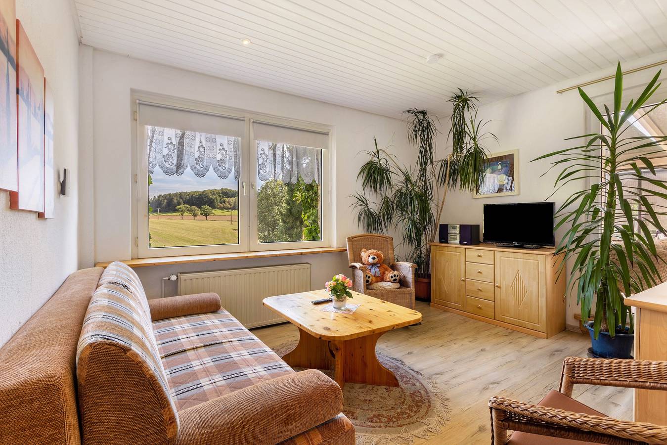 Ferienhaus 'Haus Sonnenberg' mit Terrasse und Wi-Fi in Willingen, die Mittelgebirge