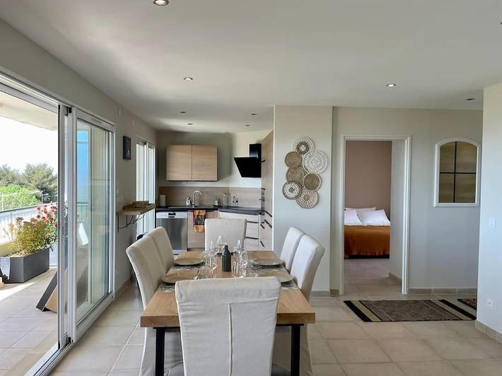 Gîte pour 6 personnes, avec vue et terrasse dans Gare De Bandol - 3