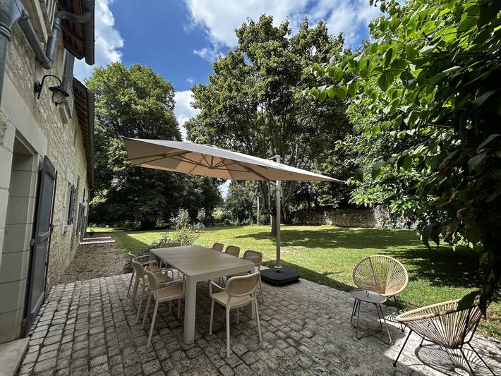 Location de vacances pour 9 personnes à Lésigny (Vienne)