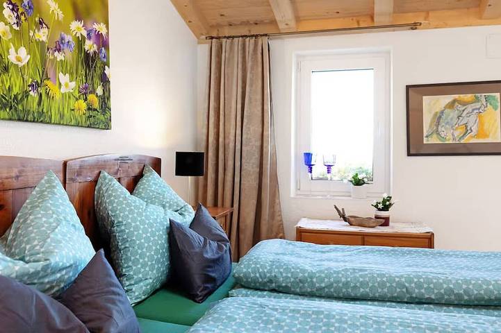 Idyllic House with Garden in Lugana Wine Region, near Peschiera del Garda in Peschiera del Garda, Gardasee-Berge