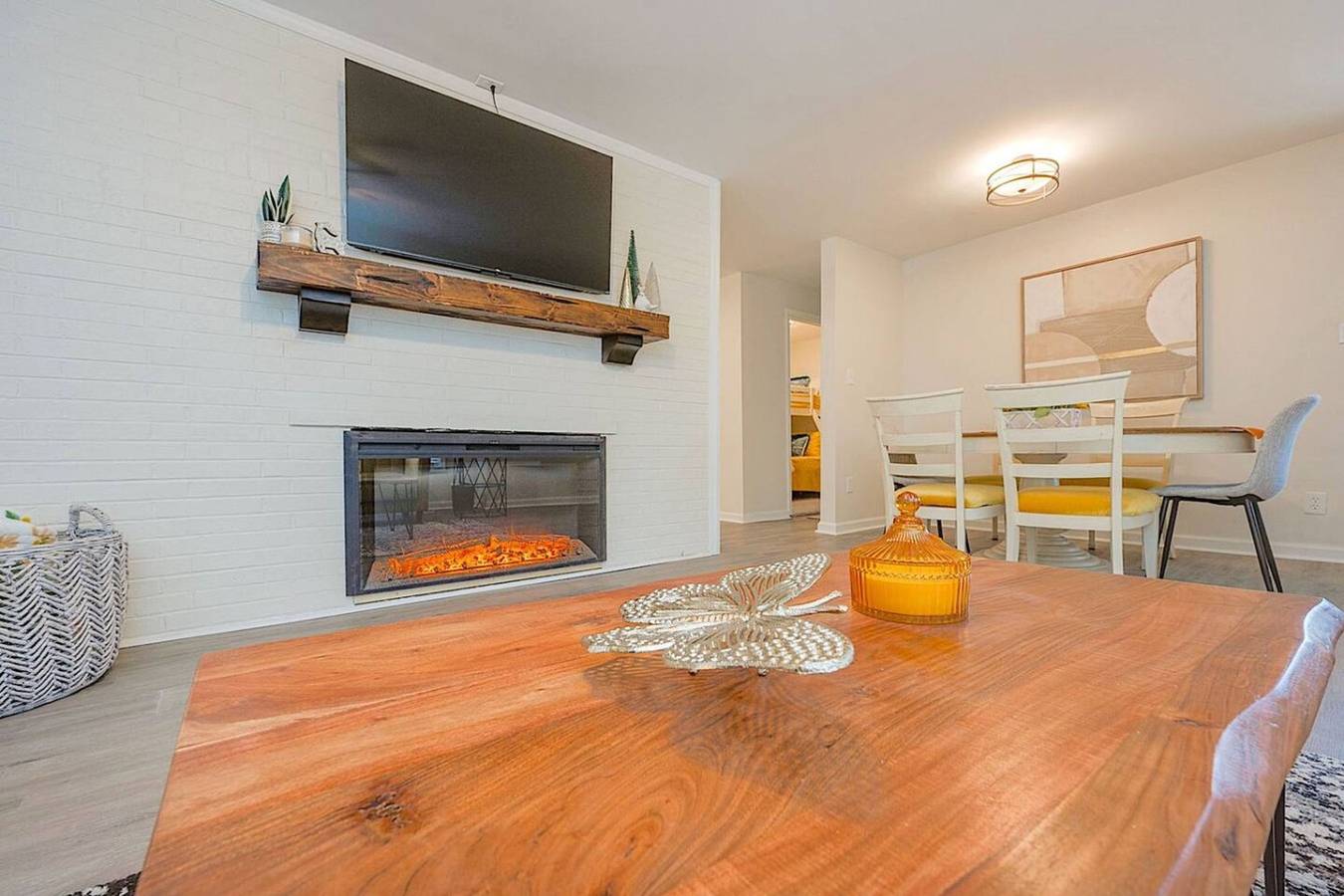 ~The Beehive! | New 4 Bedroom Listing Next to Cnu! in Newport News, Newport News City
