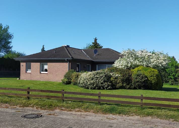 Ferienwohnung für 6 Personen, mit Terrasse und Garten in Hemmoor
