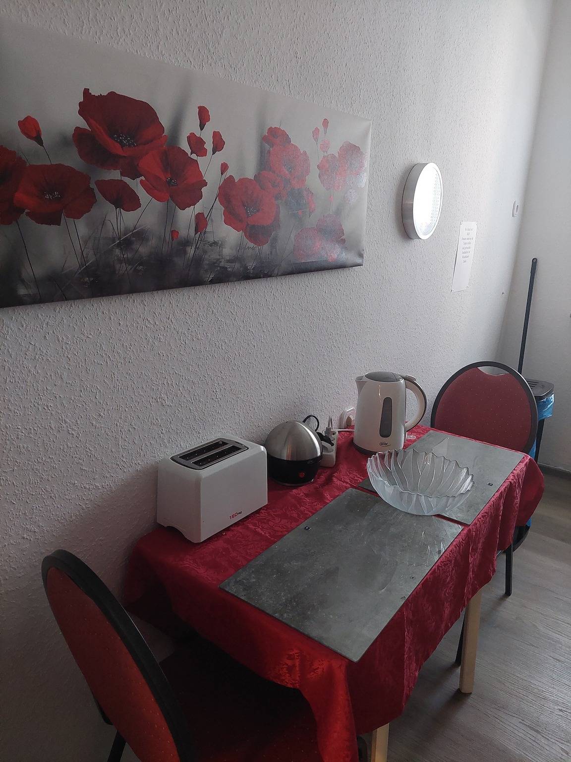 Ganze Wohnung, Ferienwohnung "Tapas Restaurante 1" mit Gemeinschaftsterrasse und Wlan in Viersen, Niederrhein