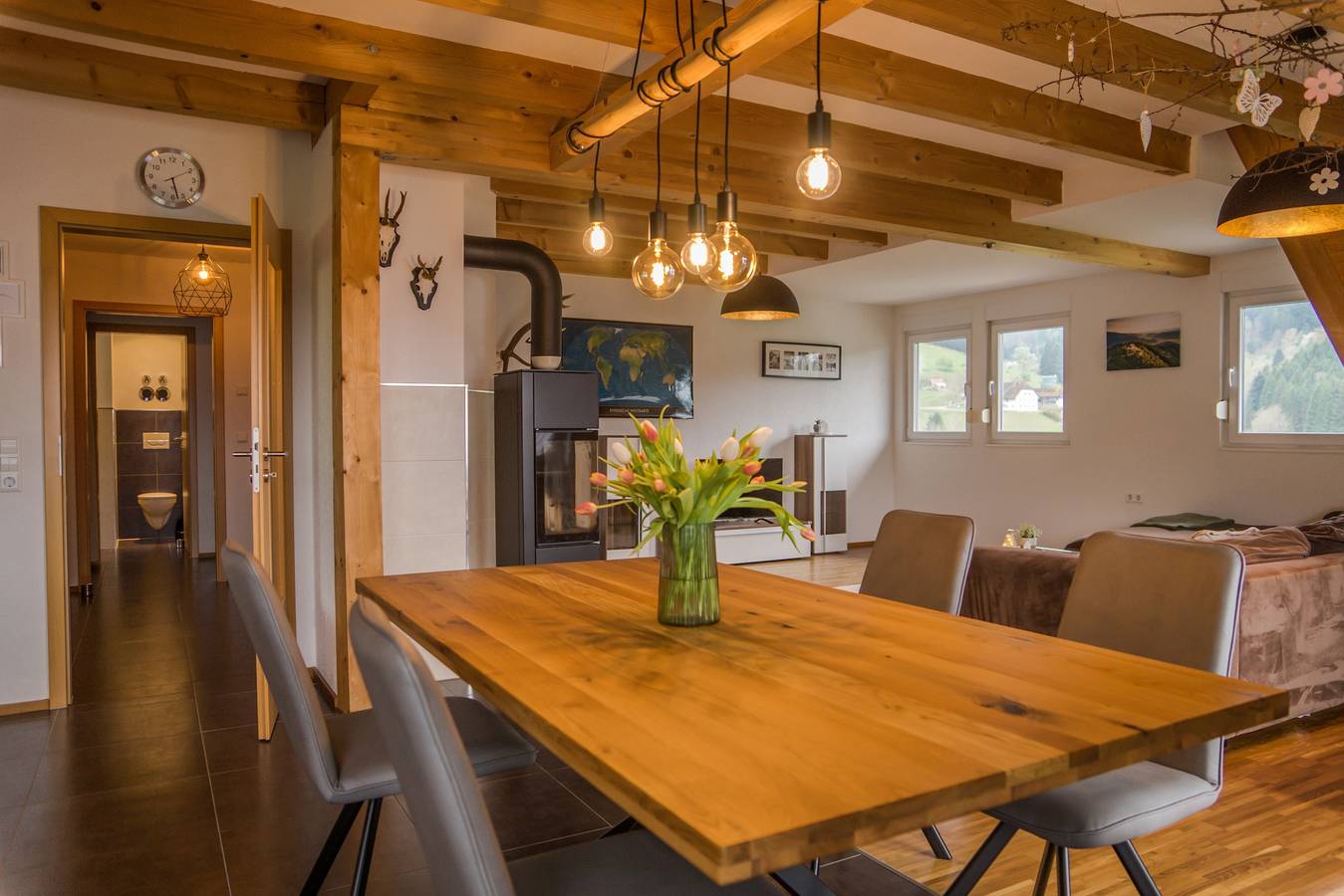 Appartamento intero, Appartamento Joosenhof con balcone privato e Wi-Fi in Winden im Elztal, Sudschwarzwald