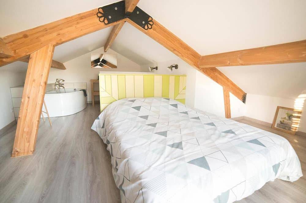 Wooden chalet in Hasnon, tranquility and comfort with terrace and garden in Hasnon, Valenciennes region