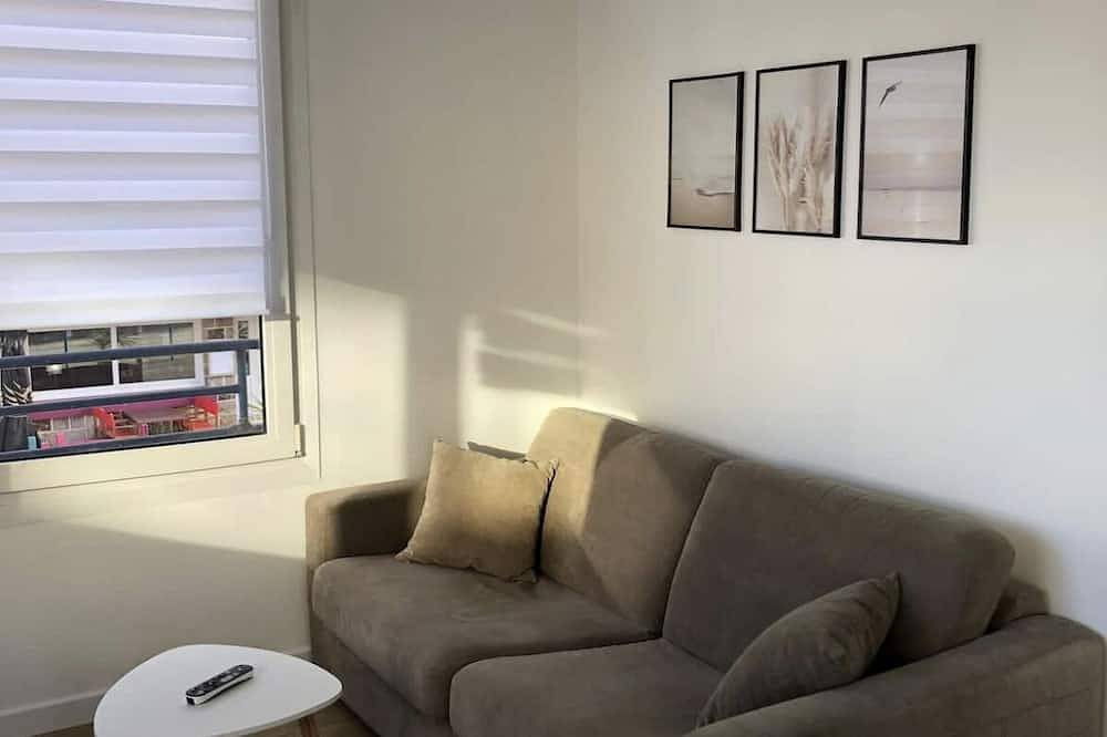 Apartamento entero, Apartment 30m from the beach, shops nearby, in Plougonvelin, Región de Brest