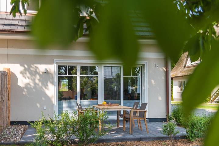 Ferienhaus für 6 Personen, mit Terrasse und Garten sowie Sauna in Wieck am Darß, Darß