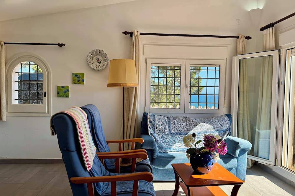 Individuelle Villa mit Garten und herrlichem Meerblick nur 1 km. vom Strand. in Begur, Costa Brava
