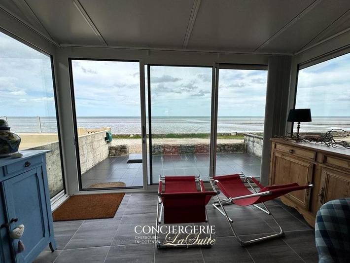 Gîte pour 4 personnes, avec terrasse ainsi que jardin et vue à Quinéville - 2