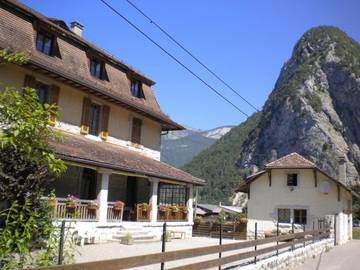 Maison d’hôte pour 4 personnes, avec vue et jardin à Thônes