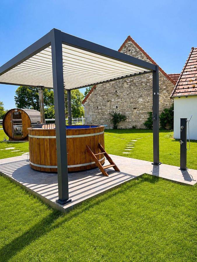 Chambre d’hôte pour 2 personnes, avec Jacuzzi et Jardin dans le Cher - 4