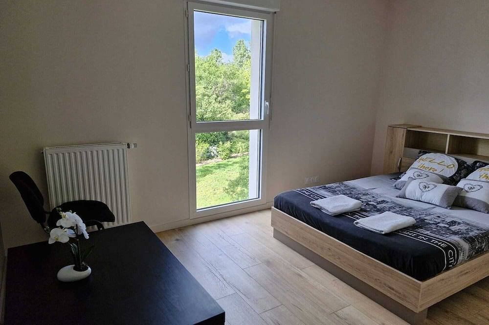 Apartamento entero, For rent furnished apartment Floirac 2 bedrooms secure residence private parking in Floirac, Región de Burdeos