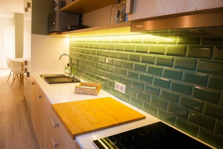 Gîte pour 8 personnes, avec terrasse dans Angeiras - 4