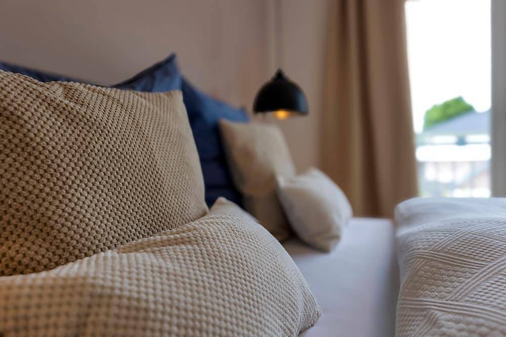 Ganze Wohnung, Ferienwohnung/App. für 10 Gäste mit 130m² in Langenhorn in Langenhorn, Grünes Binnenland