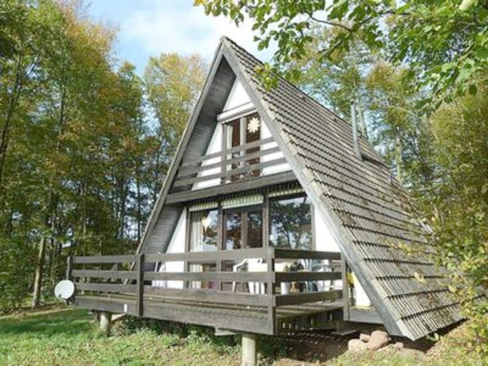 Ferienwohnung für 4 Personen, mit Balkon/Terrasse und Terrasse sowie Garten in Rhön-Bayern