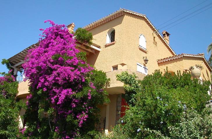 Bed and Breakfast 'Chambre Canisses' con Vista Mare, Piscina e Wi-Fi in Le Lavandou, Parco nazionale di Port-Cros