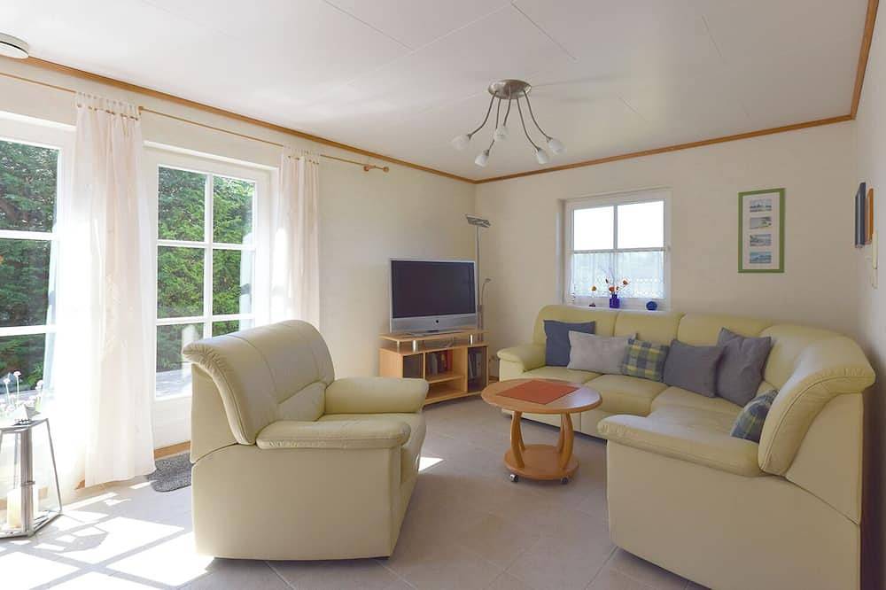 Ferienhaus in Prerow bis 5 P.,waldnah,freistehend,Garten mit Strandkorb, Wlan in Prerow, Fischland - Darß - Zingst