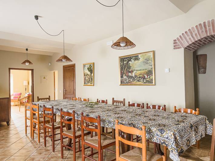 Casa rural para 15 personas, con Balcón además de Terraza y Jardín en Garrigás - 4