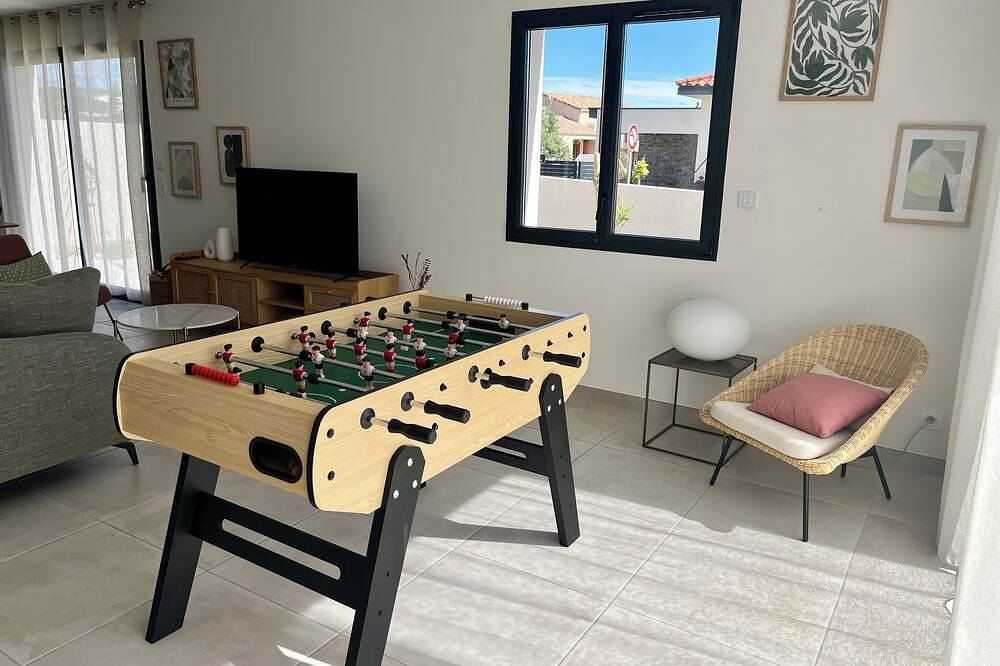 Maison moderne et familiale, proche des plages et garrigue in La Palme, Côte d'Améthyste