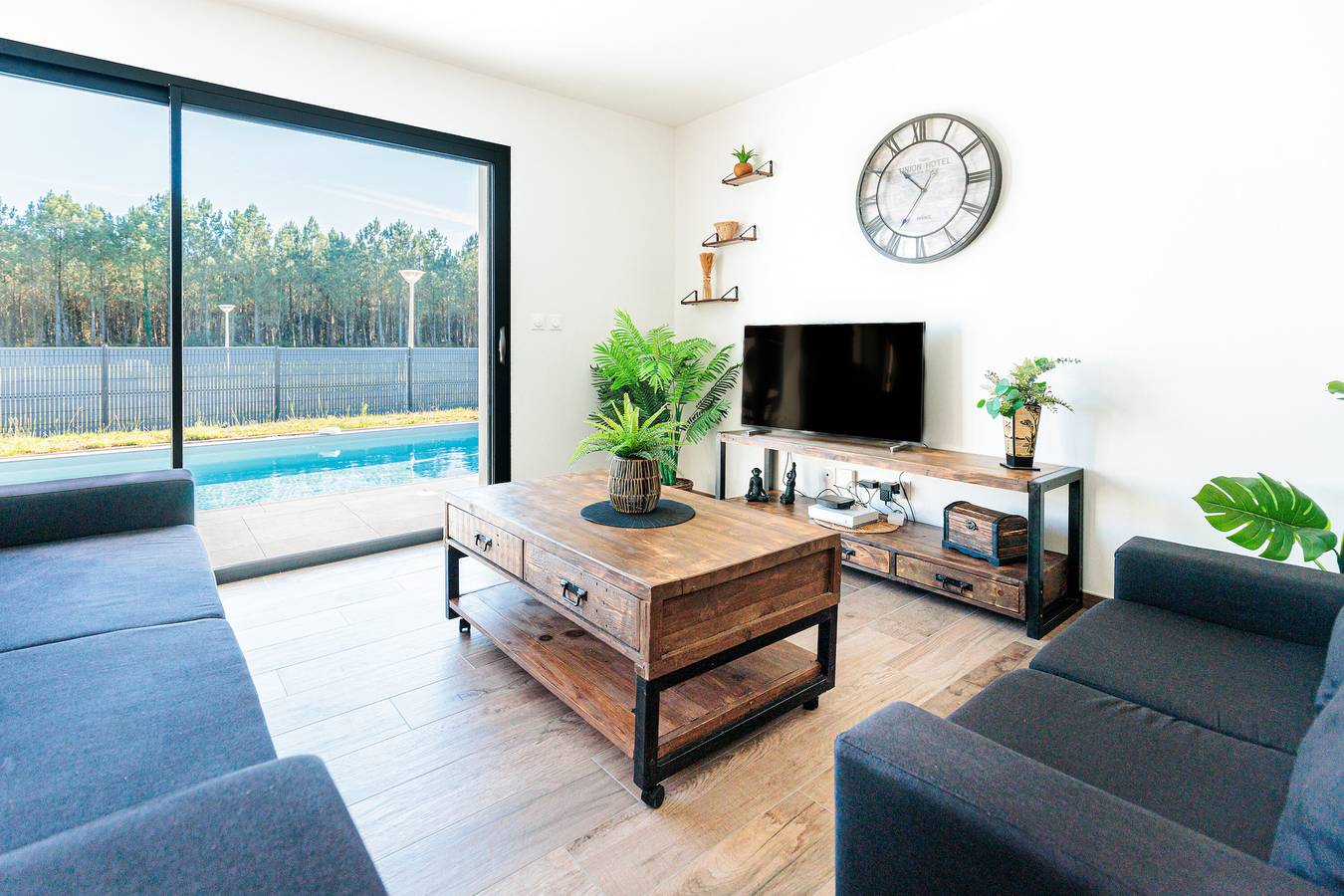 Villa contemporaine avec piscine  – Proche plages et lac – 8 personnes in Azur, Côte d’Argent