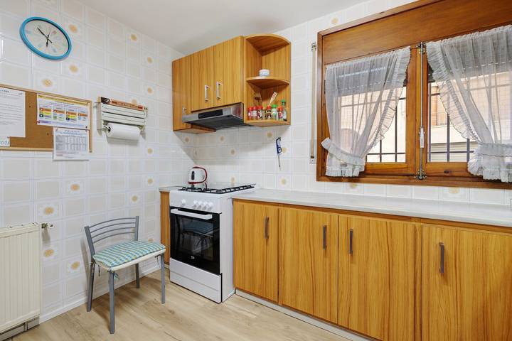 Holiday Home 'Ca La Cris' with Balcony and Wi-Fi in Cornudella de Montsant, Montsant DO