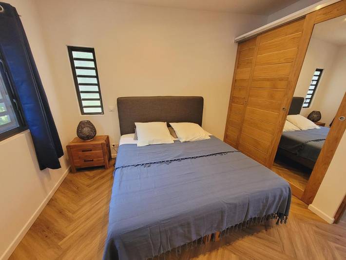 Location de vacances pour 6 personnes, avec vue ainsi que jardin et piscine dans Mahina - 4